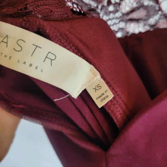 ASTR The Label Burgundy Lace Details Sleeveless Dress - Picture 8 of 8